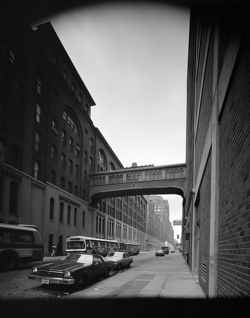 Footbridge connecting the old Nabisco bakery building to 447 West 14th Street, 1975.