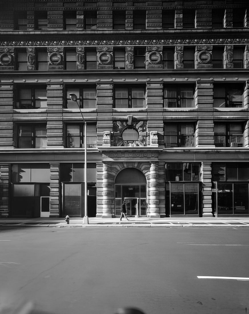 Entrance to the Flatiron Building at 949 Broadway, 1977.