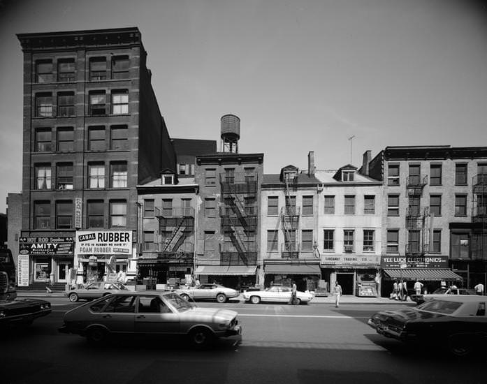 The north side of Canal Street between Greene and Mercer Streets, 1975.