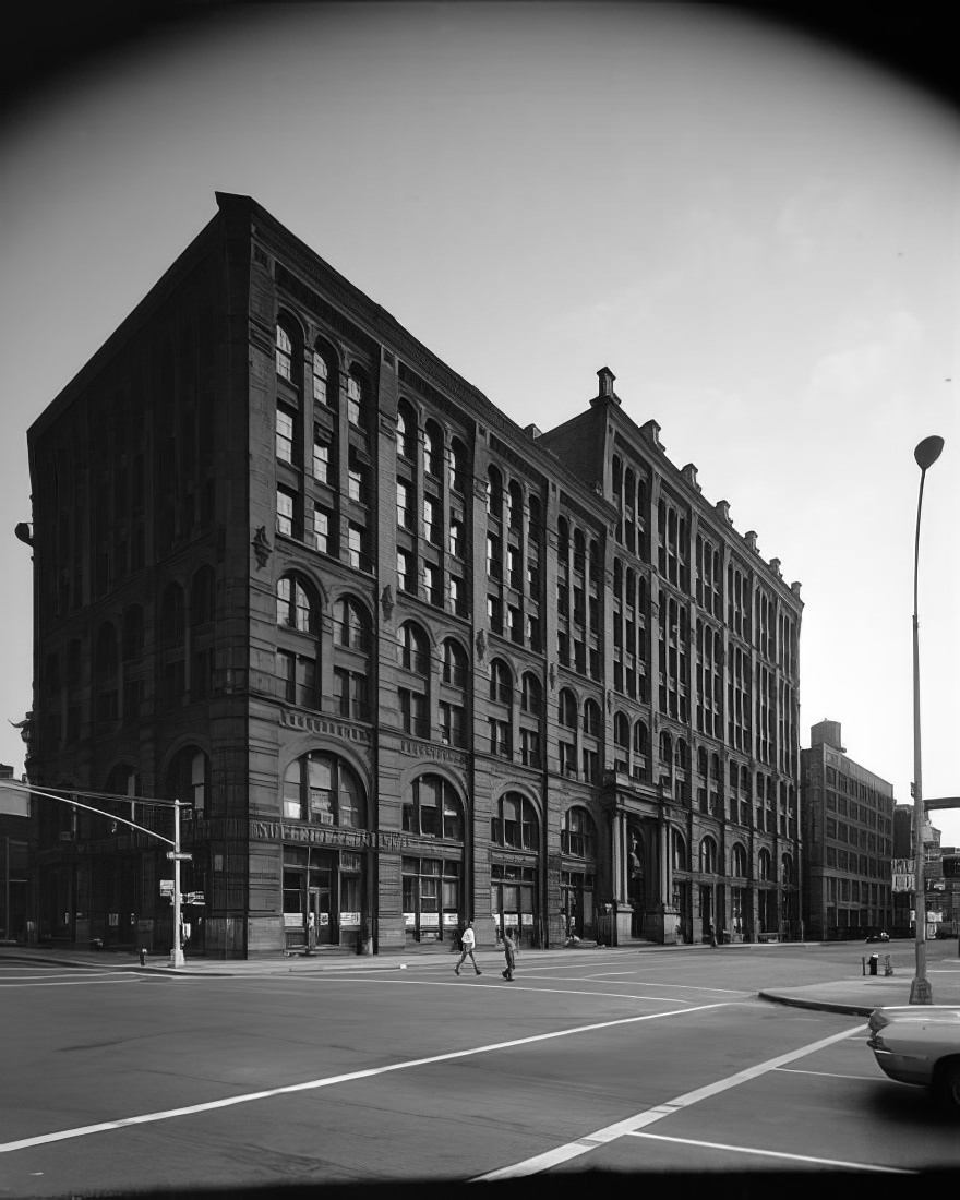 Superior Printing Ink Co. in the Puck Building, 1978.