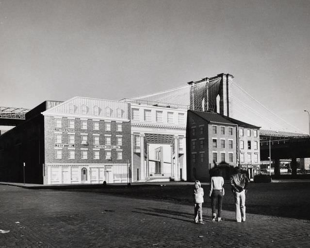 Trompe l'oeil concealing a Con Ed substation at 237-257 Front Street, and the Jasper Ward house at 45 Peck Slip, 1975.