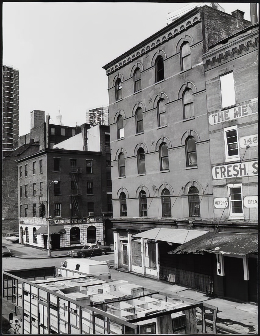 Carmine's Bar & Grill at 140 Beekman Street, 142-144 Beekman Street, and 146-148 Beekman Street, 1973.