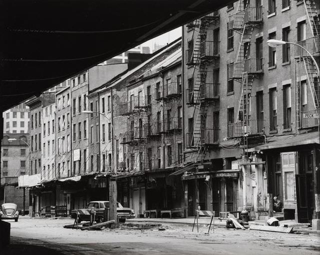 South Street between Beekman and Peck Slip, 1975.