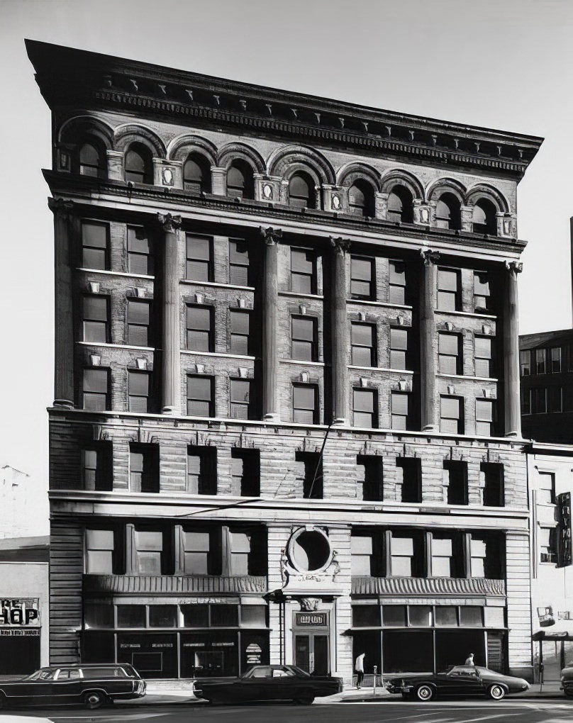 The Sendar Company in the Hancock Building, 127-133 Fourth Avenue, 1978