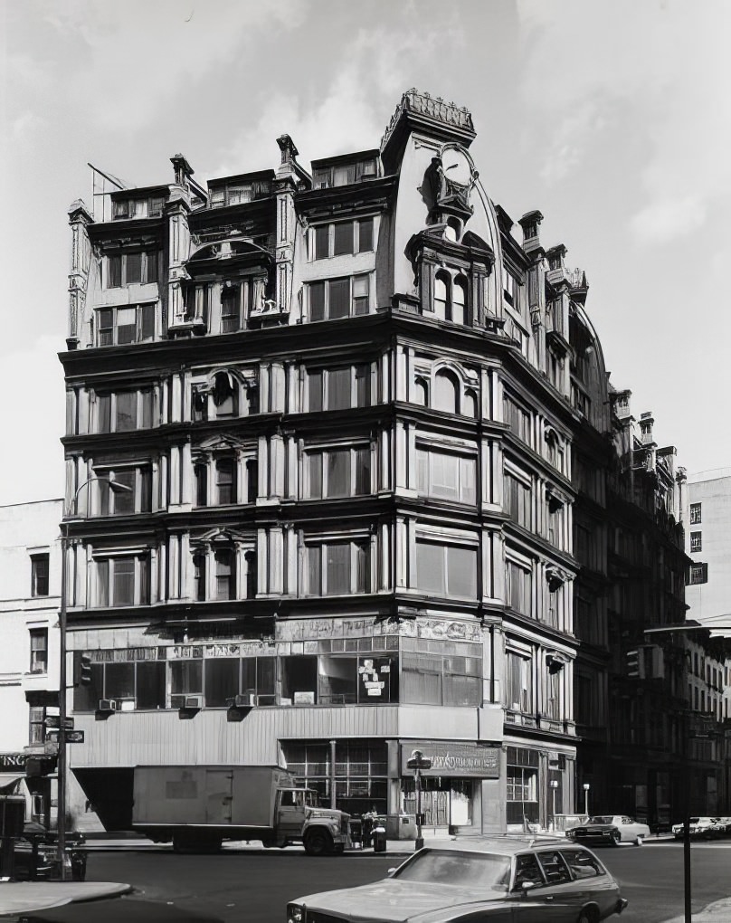 Gilsey House, 1200 Broadway, 1973