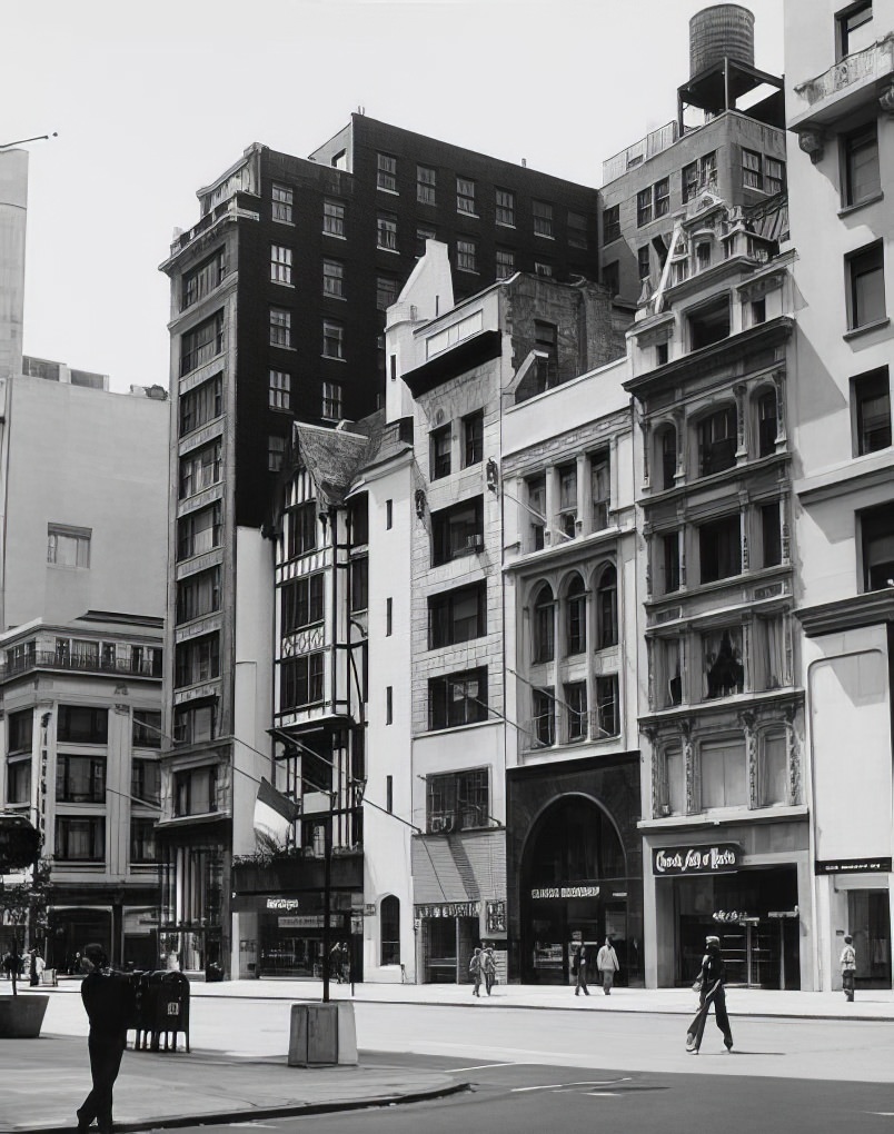 Fifth Avenue between 46th and 47th Streets, looking south, 1973