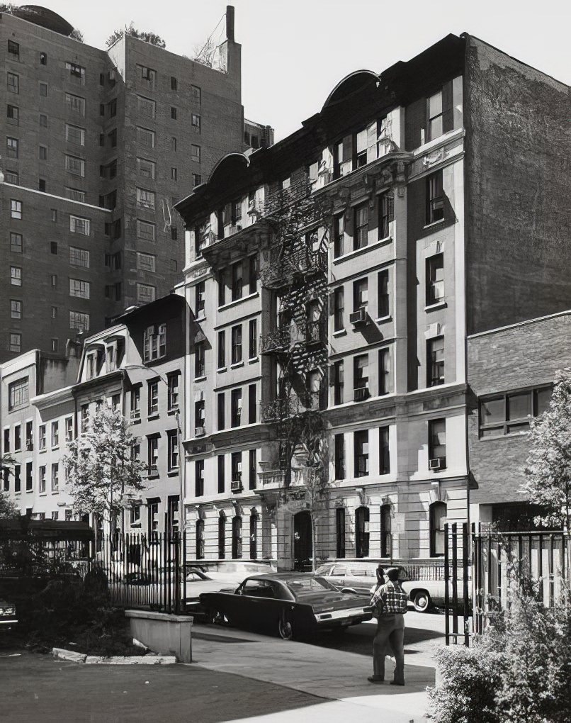 82 Washington Place, 1973