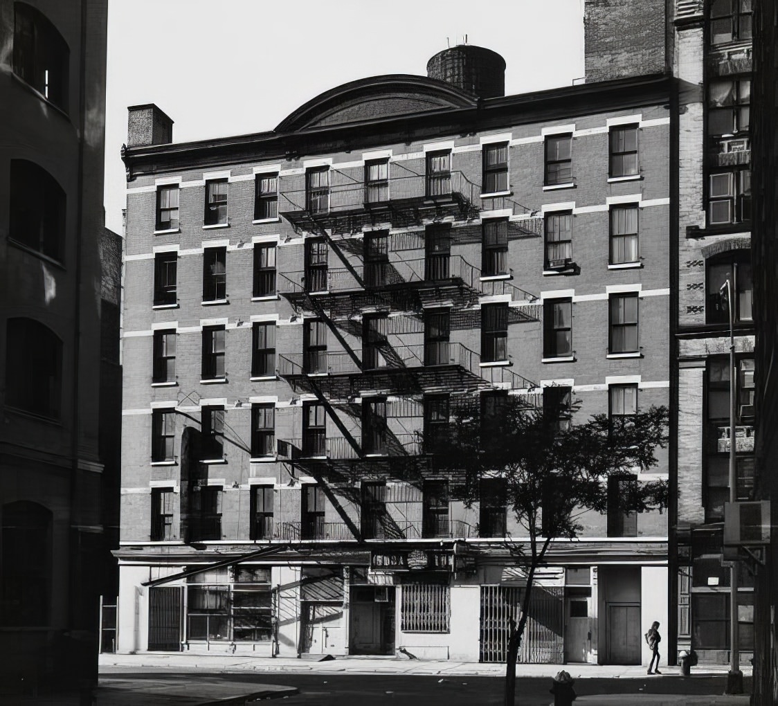 33-37 Bleecker Street, 1971