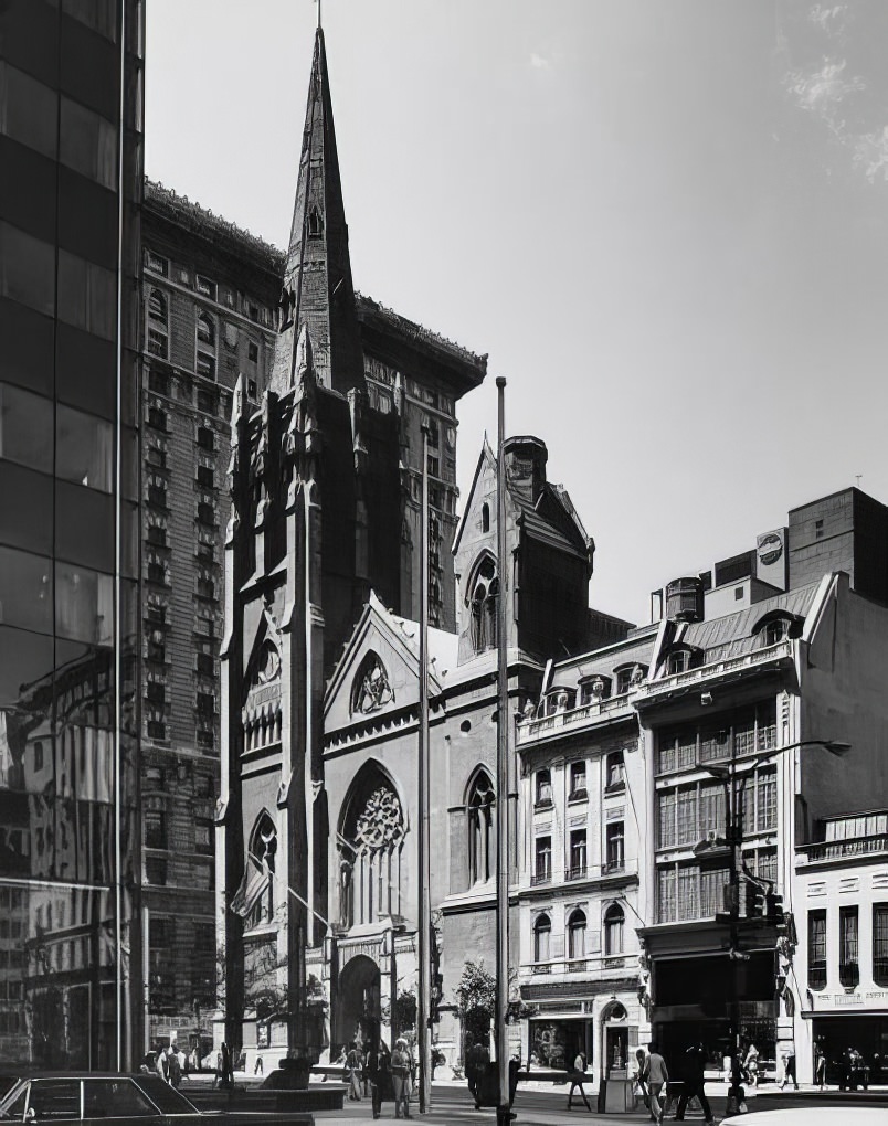 Fifth Avenue between West 55th and 56th Streets, looking south, 1975