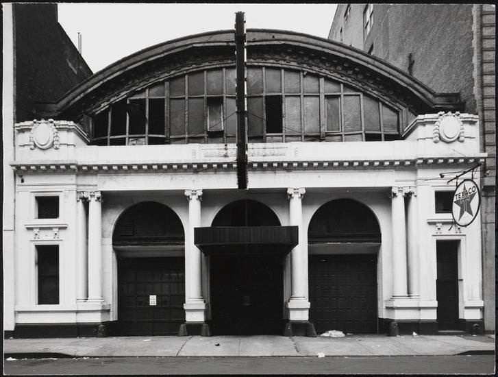 Fiss, Doerr & Carroll auction mart, 147 East 24th Street, 1974