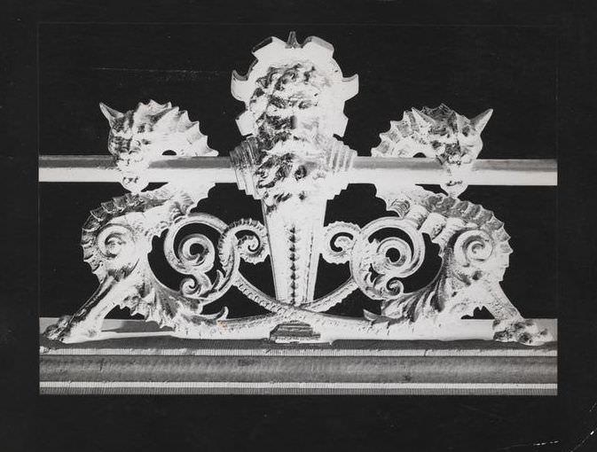 Dakota Apartments railing detail, 1 West 72nd Street, 1974