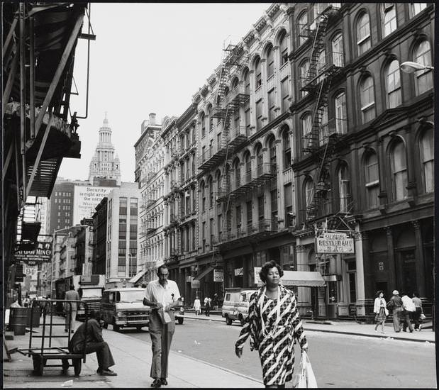 Reade Street between West Broadway and Church Street, 1975