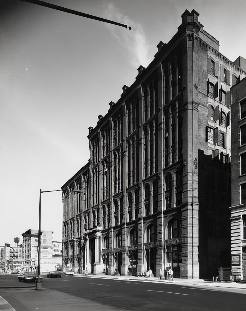 Superior Printing Ink Co. in the Puck Building, 1975