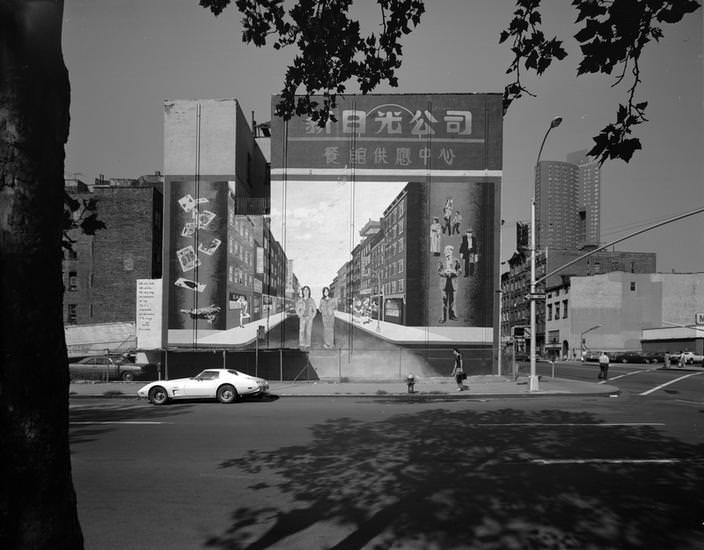 "Chinatown Today" mural by Alan Okada on Pike Street, 1978.