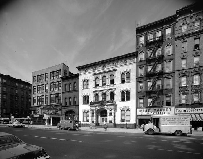 The Ottendorfer branch of the New York Public Library at 135 Second Avenue, and Stuyvesant Polyclinic at 137 Second Avenue, 1973.