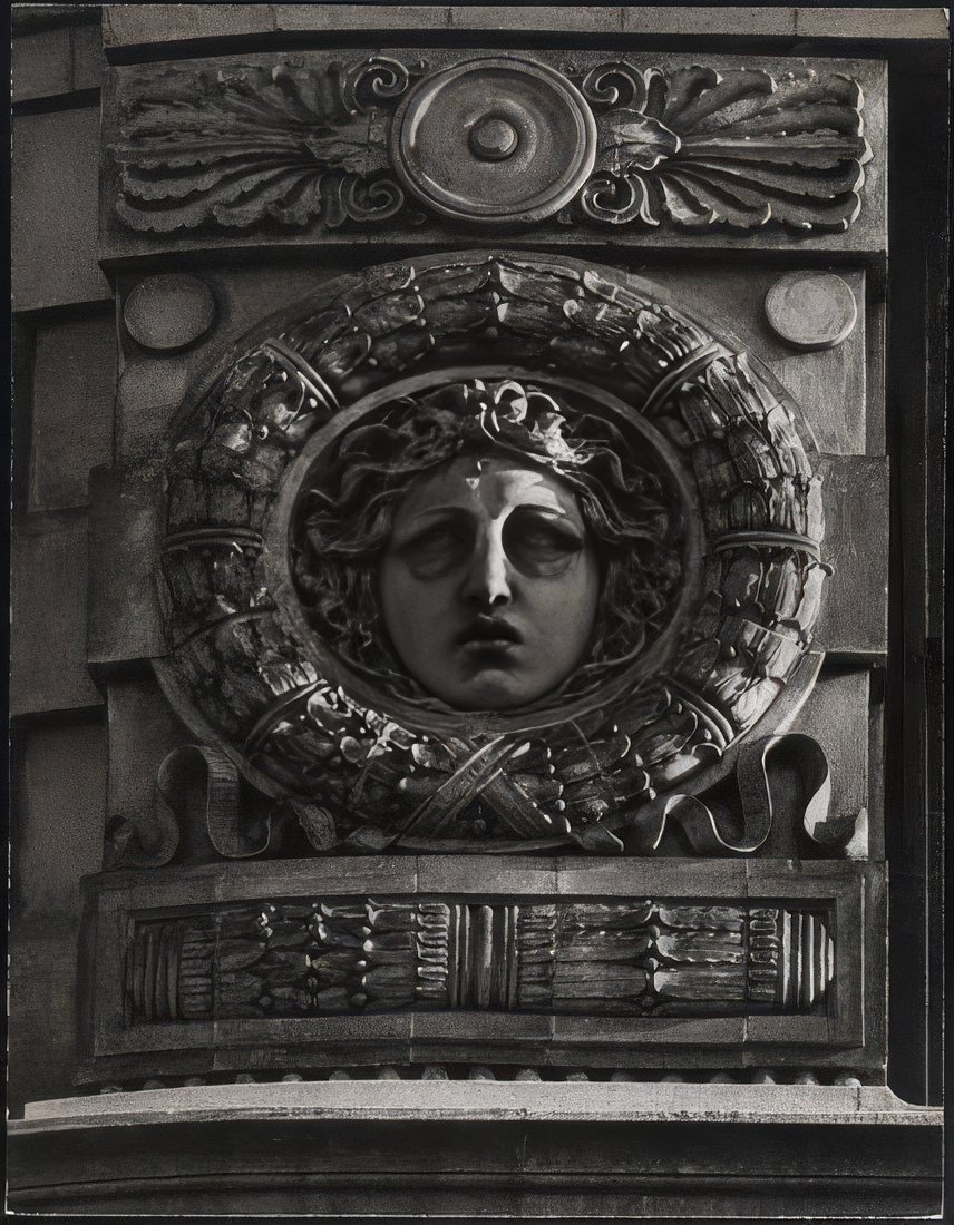 Architectural detail on the Flatiron Building, 175 Fifth Avenue, 1971