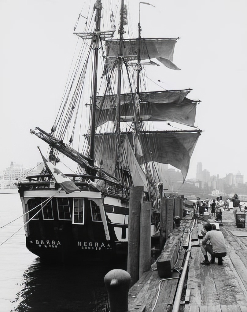 Barba Negra Vancouver docked at Pier 16, South Street Seaport, 1973