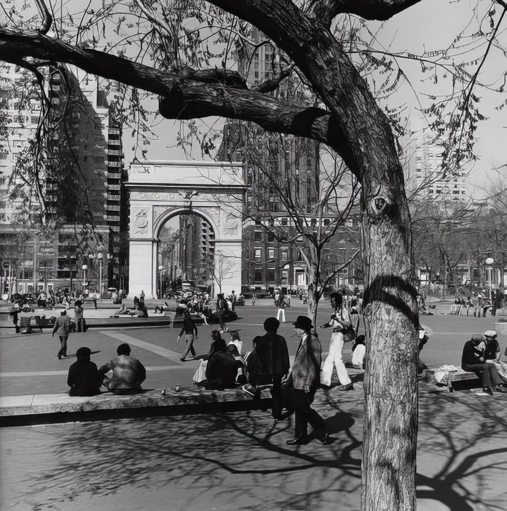 Washington Arch in Washington Square Park, 1975