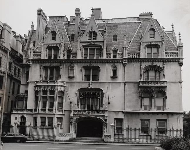 Ukrainian Institute of America, 2 East 79th Street, 1975