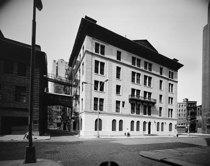 Footbridge between the old House of Relief and ambulance annex of the New York Hospital, 1971.