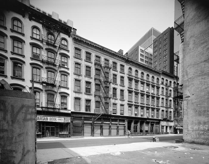 John Boyle & Co. building at 72-70 Reade Street, 1971.