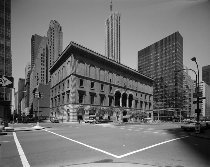 Racquet and Tennis Club at 370 Park Avenue, 1977.