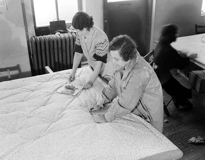 A Quilt on 10th Avenue and 36th Street, 1937.