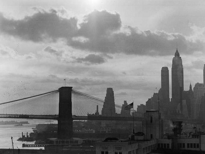 Brooklyn Bridge, 1935.