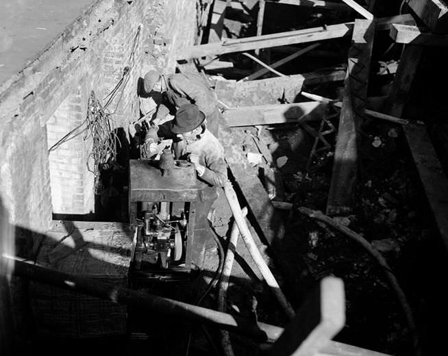 6th Avenue Subway construction, 15th Street, 1937