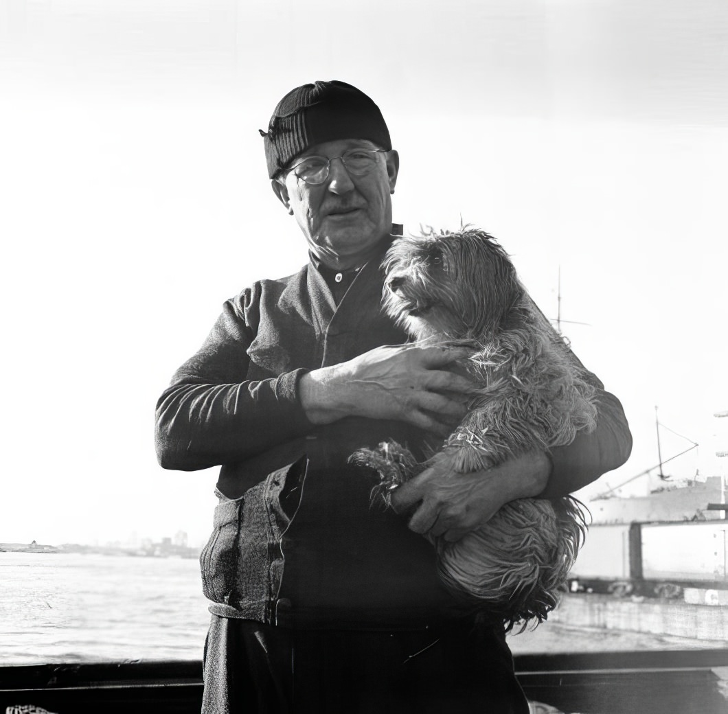 Waterfront scene, May 1937