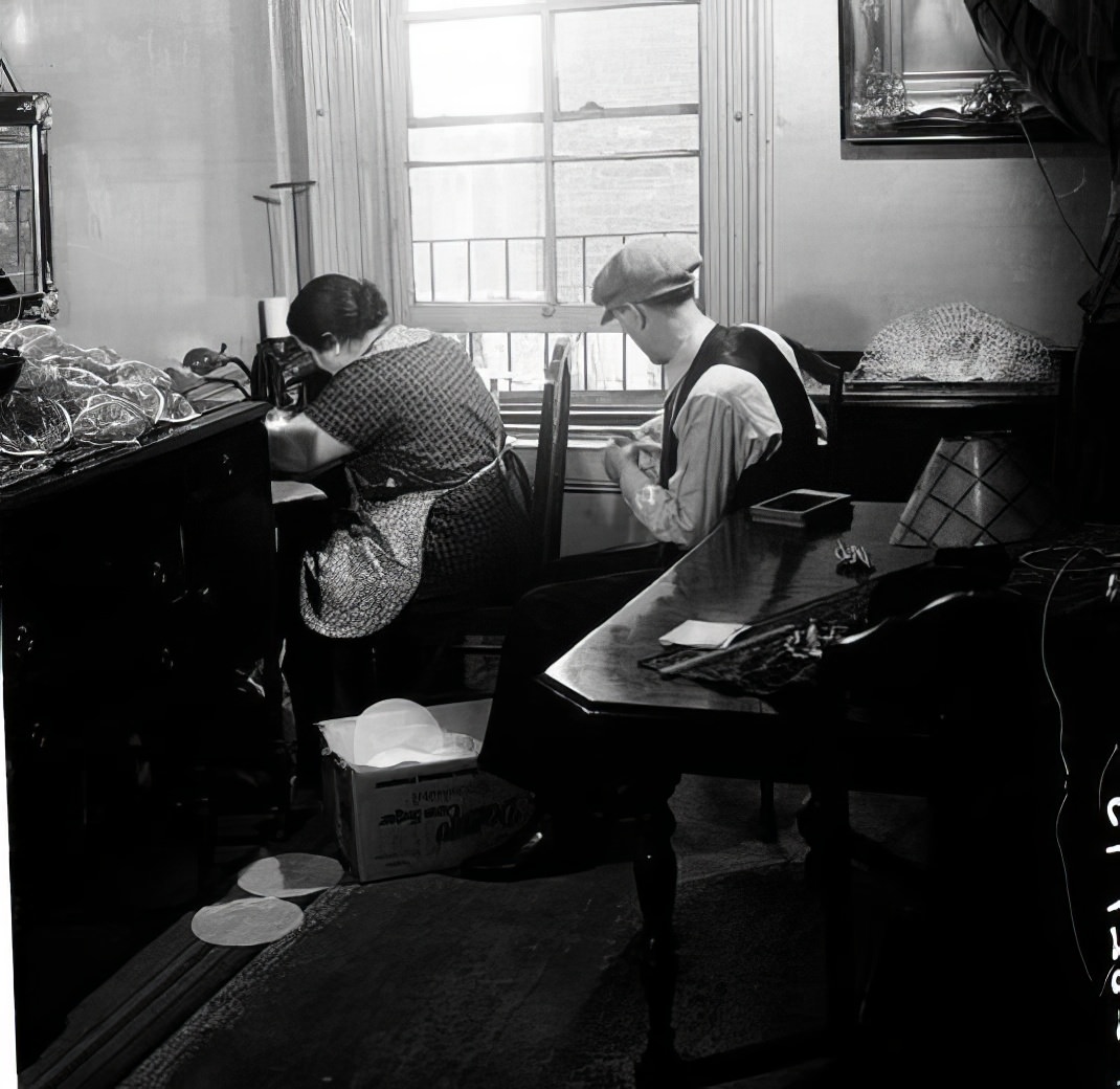 Man and woman working, 1936