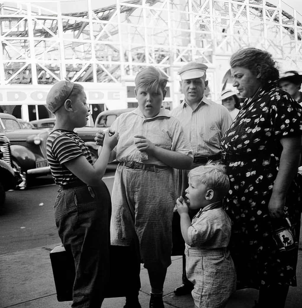 Family on Surf Ave, July 1939