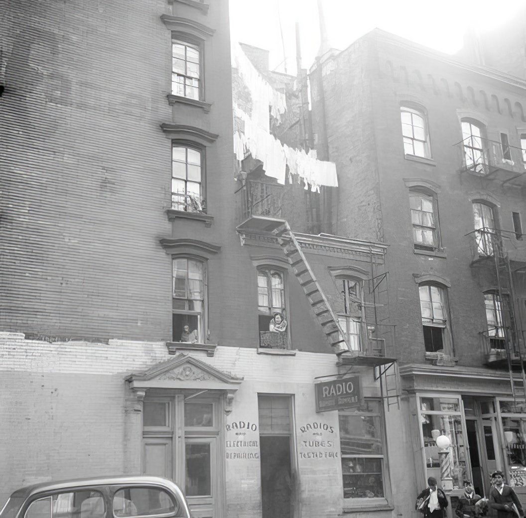 Street scene, 1936