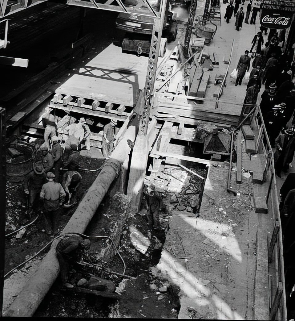 6th Avenue Subway construction, 32nd Street, 1938