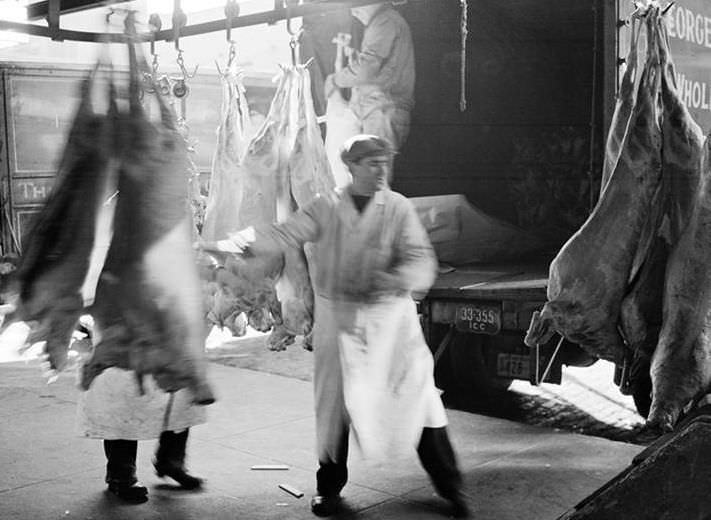 West Washington Market—Beef weighing and loading, 1938