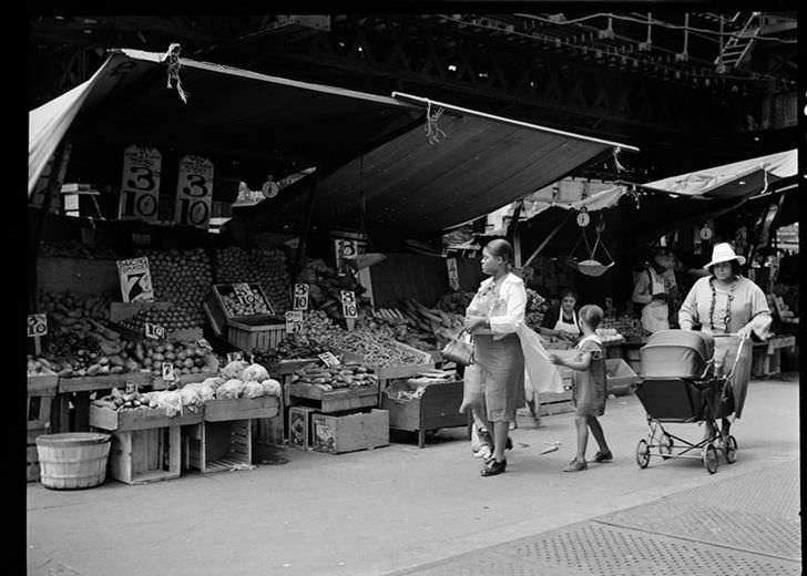 8th Avenue and 144th Street, 1939