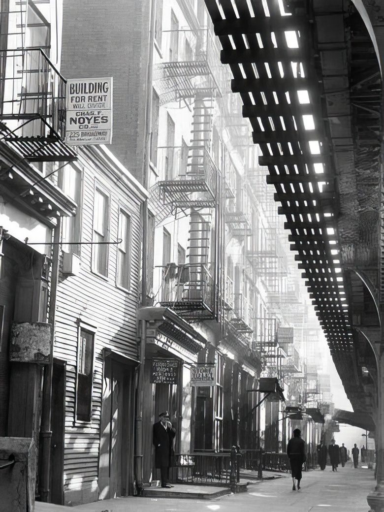 Under the elevated tracks, 1935