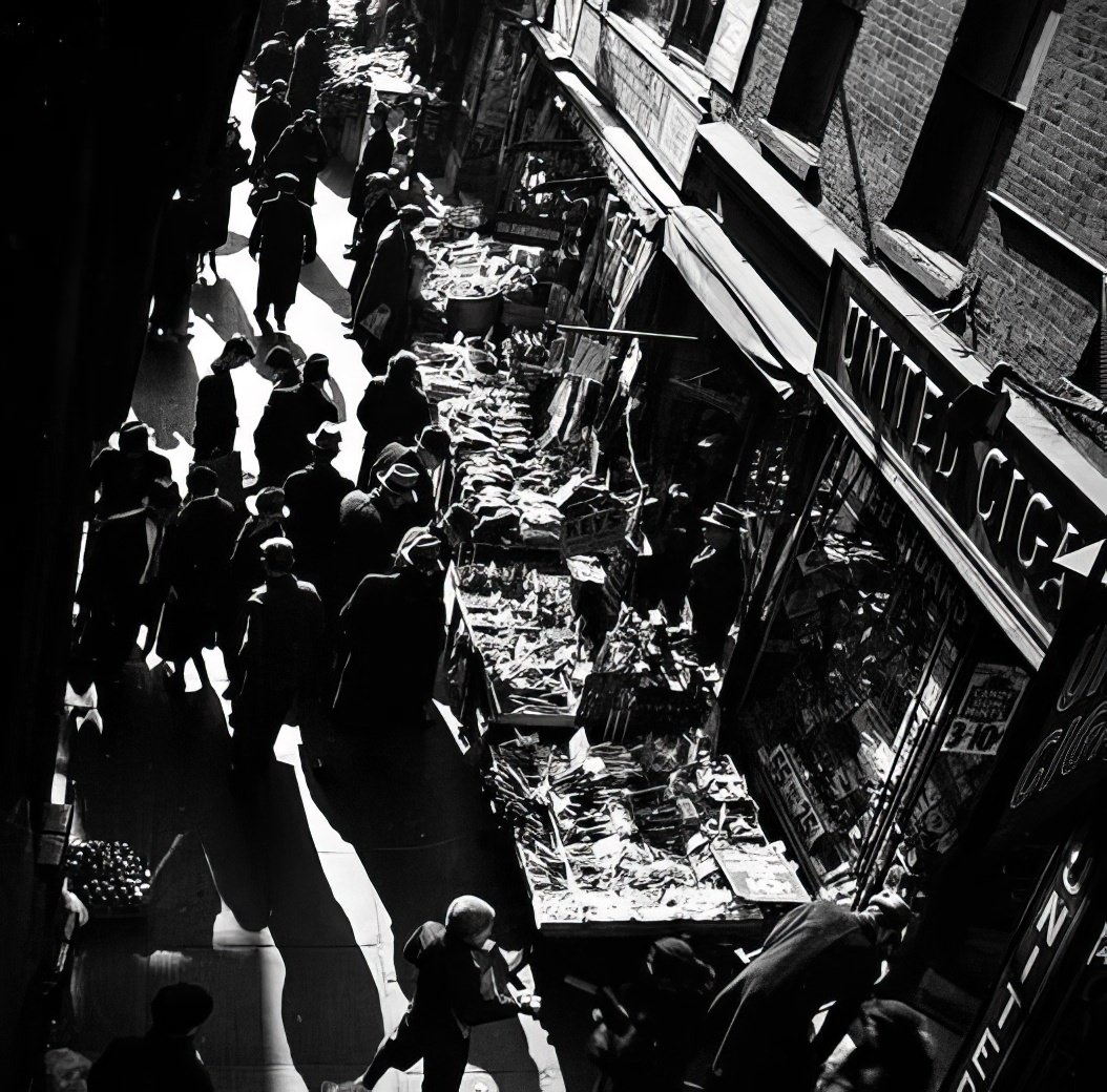 Outdoor market, First Ave. & 14th St., 1935.