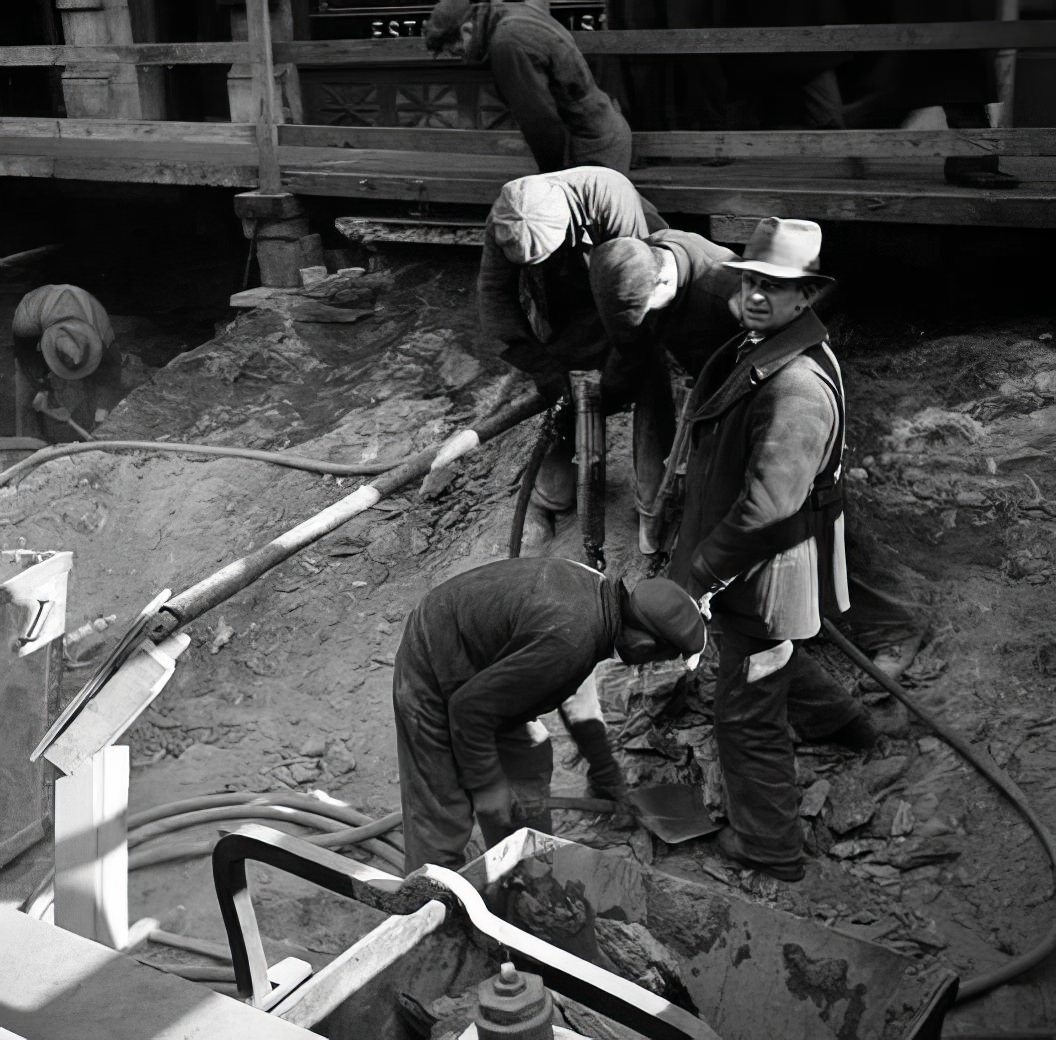 Subway construction, May 1937.