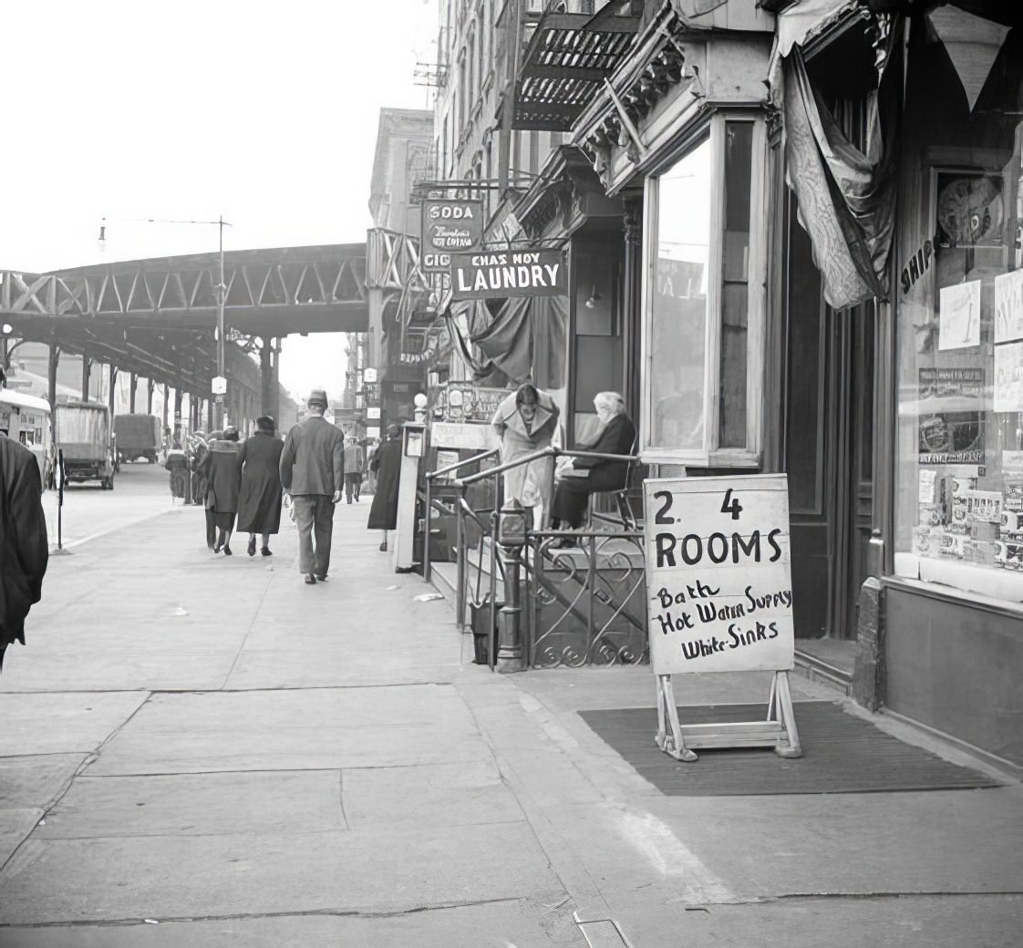 Rooms to sell, 1935.