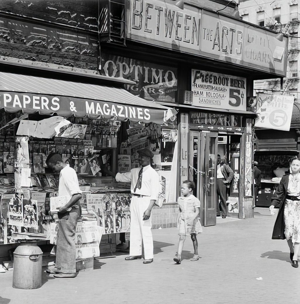 Newsstand, Harlem, 1939.