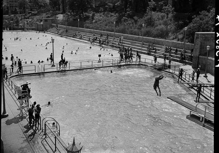 Colonial Park Olympic-sized pool (Sugar Hill in background), 1939.