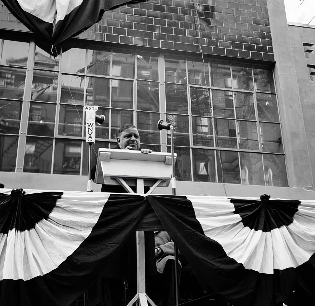 First Avenue and 10th Street Market opening, 1938.