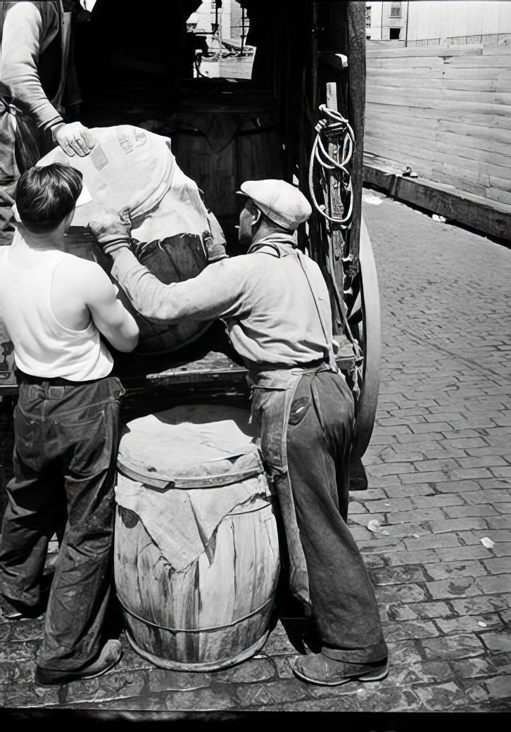 Loading fish at the Fulton Fish Market, 1938.