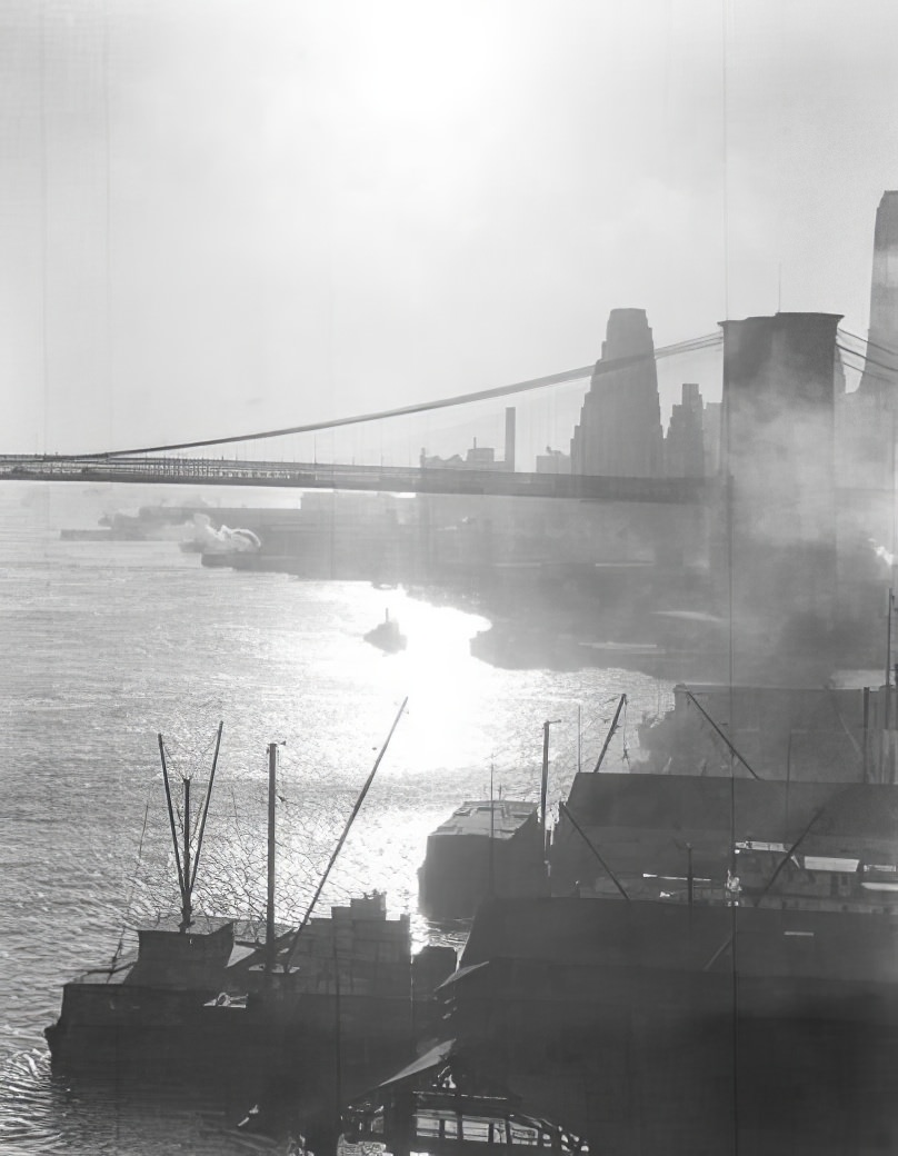 Brooklyn Bridge, circa 1935.