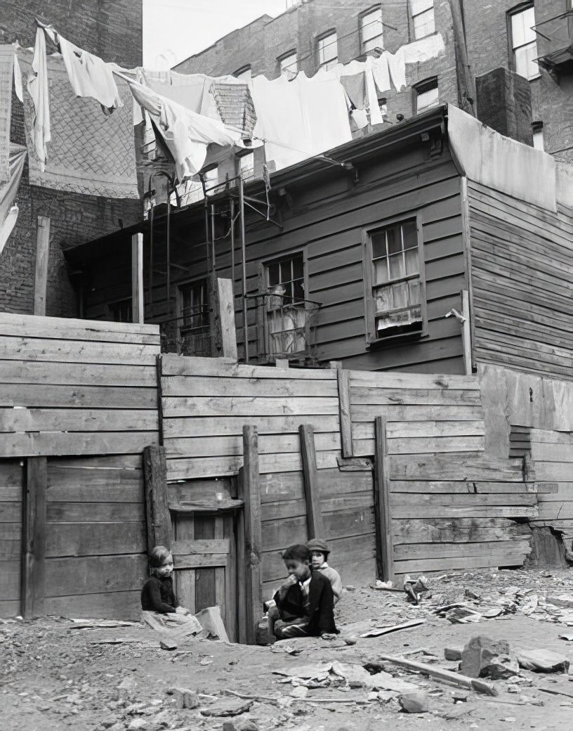 Wooden rear tenement, 1936.