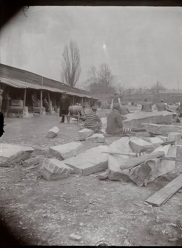 Blackwell's Island: Prisoners Breaking Stone, 1891.