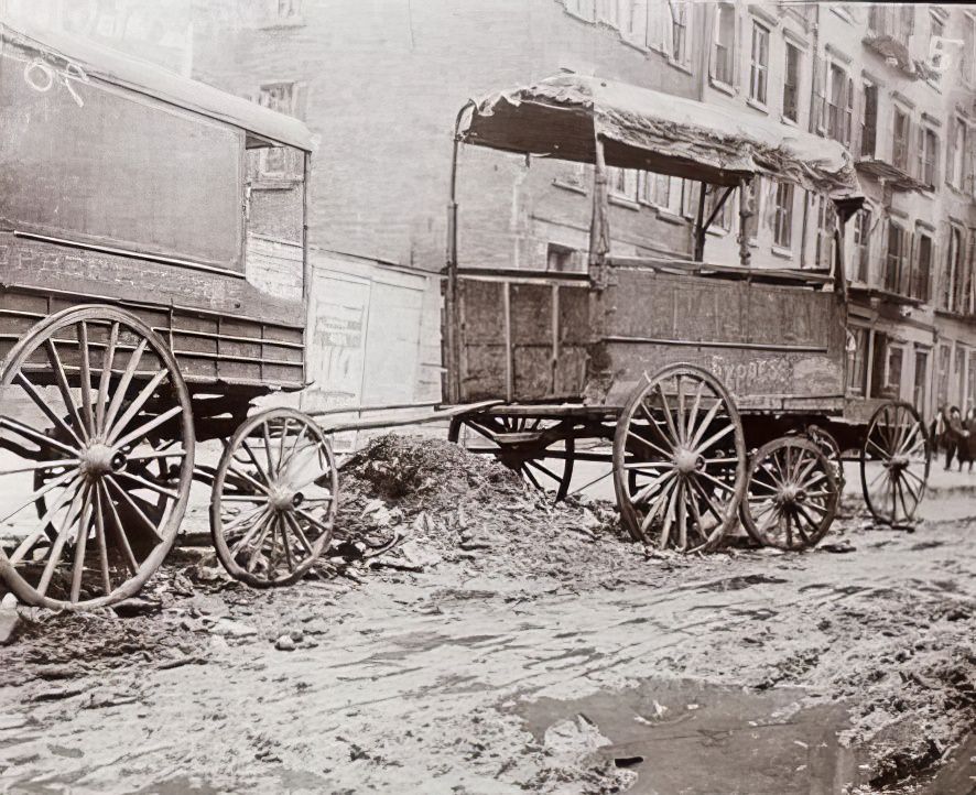 Street cleaning before Waring's reforms, corner of 4th Street and Avenue D, 1895.