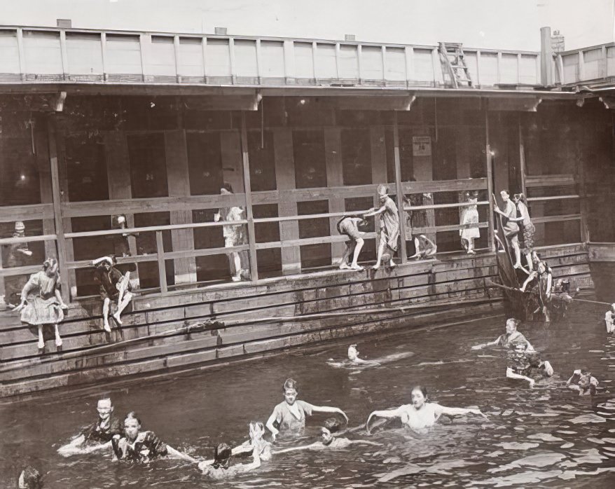 A free public bath, 1895.