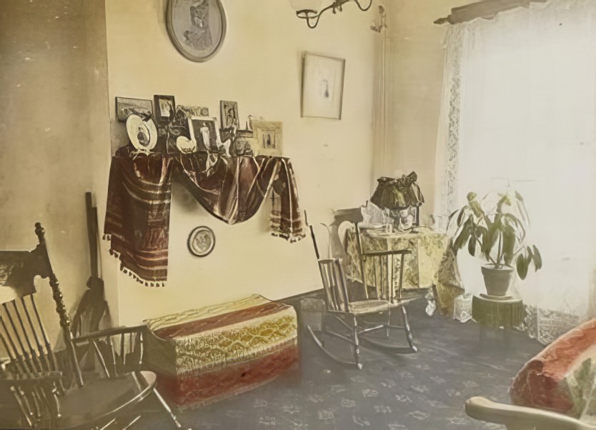 A washerwoman's flat in the Riverside Tenements, 1900s.